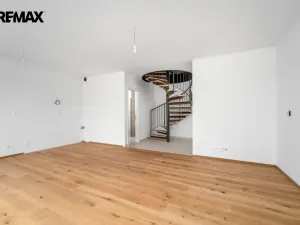 Prodej bytu 4+kk, České Budějovice - České Budějovice 6, Chelčického, 115 m2