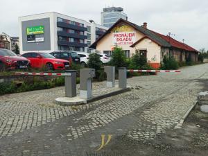 Pronájem garáže, Olomouc, Palackého, 18 m2