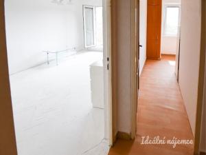 Pronájem bytu 1+1, Brno - Židenice, Krásného, 35 m2