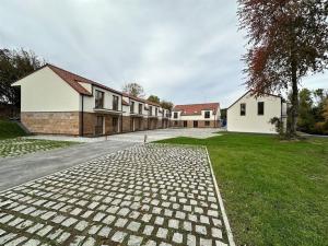 Prodej bytu 1+kk, Praha, Kuťatská, 47 m2