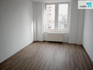 Pronájem bytu 2+1, Poděbrady - Poděbrady III, Riegrovo náměstí, 95 m2