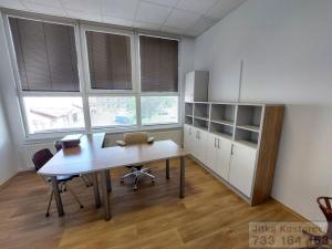 Pronájem kanceláře, Krnov - Pod Bezručovým vrchem, Albrechtická, 25 m2