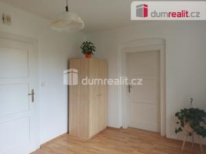 Pronájem bytu 1+1, Karlovy Vary - Doubí, Lesní, 47 m2