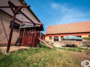 Prodej rodinného domu, Broumov - Rožmitál, 184 m2