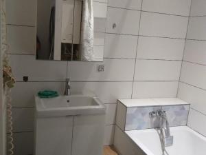 Pronájem bytu 2+1, Kolín - Kolín III, Obecní dvůr, 72 m2