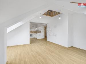 Prodej bytu 2+kk, Praha - Malešice, Nad vodovodem, 89 m2