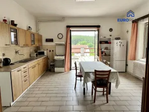 Prodej rodinného domu, Valy, Borová, 195 m2