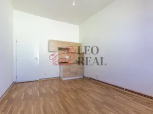 Pronájem bytu 2+kk, Strašice, 43 m2