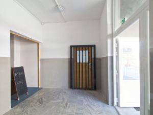 Pronájem obchodního prostoru, Sokolov, Křížová, 42 m2