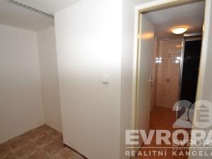 Prodej kanceláře, Praha - Žižkov, U božích bojovníků, 47 m2