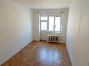 Prodej bytu 3+1, Praha - Smíchov, Moulíkova, 85 m2