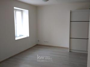 Prodej bytu 1+kk, Kladno, Hradčanská, 33 m2