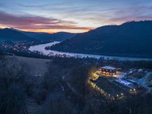 Prodej rodinného domu, Ústí nad Labem - Sebuzín, 370 m2