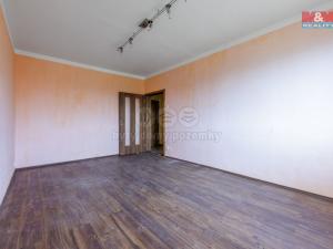 Prodej bytu 1+1, Rotava, Sídliště, 35 m2