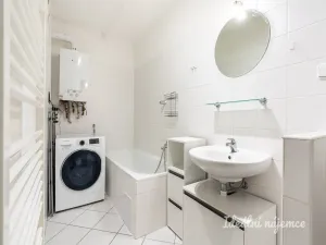 Pronájem bytu 2+kk, Praha - Libeň, Na Truhlářce, 51 m2