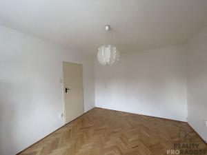 Pronájem bytu 2+1, Jihlava, Vrchlického, 54 m2