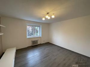 Pronájem bytu 2+1, Jihlava, Vrchlického, 54 m2