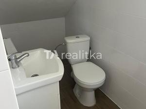 Pronájem rodinného domu, Bílá, 100 m2