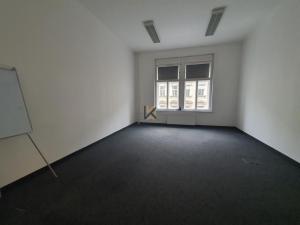 Pronájem kanceláře, Praha - Nové Město, Opletalova, 139 m2