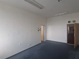 Pronájem kanceláře, Praha - Chodov, Roztylská, 52 m2