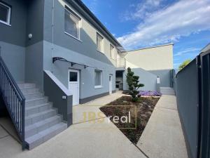 Pronájem bytu 2+1, Velké Pavlovice, 41 m2