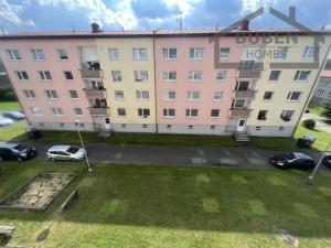 Prodej bytu 3+1, Chodová Planá, sídliště Lučina, 82 m2