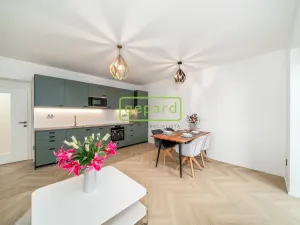 Prodej bytu 2+kk, Praha - Bohnice, V Zámcích, 52 m2