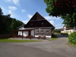 Prodej rodinného domu, Dolní Lánov, 900 m2