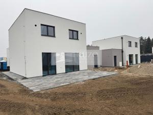 Prodej rodinného domu, Káraný, 112 m2