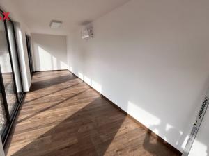 Pronájem obchodního prostoru, Pelhřimov, Krasíkovická, 26 m2