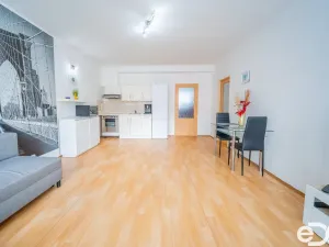 Prodej bytu 3+kk, Nymburk, Inspektorská, 71 m2