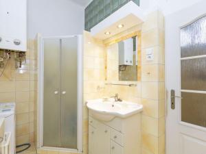 Pronájem pokoje, Pardubice - Zelené Předměstí, Češkova, 20 m2