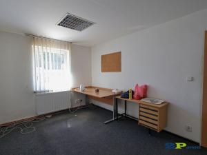 Prodej výrobních prostor, Chrastava, 2300 m2