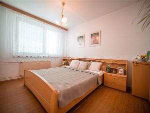 Prodej bytu 3+1, Zlín, Budovatelská, 66 m2