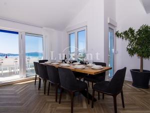 Prodej bytu 6+kk, Trogir, Chorvatsko, 240 m2