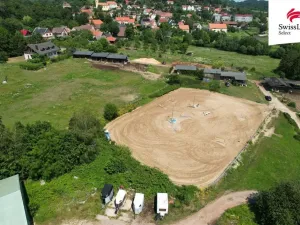 Prodej komerčního pozemku, Třebušín, 225295 m2