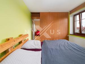 Prodej bytu 2+kk, Jesenice, Mezi Domy, 43 m2