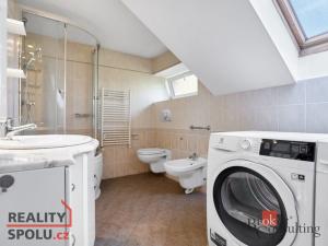 Prodej bytu 3+kk, Ostrov, Klínovecká, 72 m2