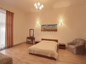 Pronájem bytu 4+kk, Karlovy Vary, U Imperiálu, 150 m2