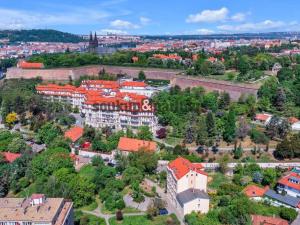 Pronájem bytu 1+kk, Praha - Podolí, Sinkulova, 27 m2