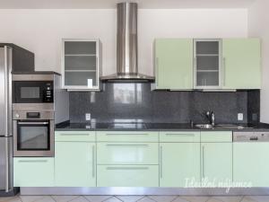 Pronájem bytu 3+kk, Praha - Kamýk, Cholupická, 109 m2