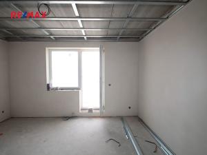 Prodej bytu 1+kk, Cerhenice, 27 m2