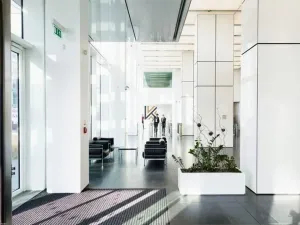 Pronájem kanceláře, Praha - Nusle, Hvězdova, 337 m2