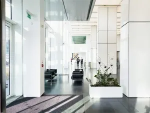 Pronájem kanceláře, Praha - Nusle, Hvězdova, 424 m2