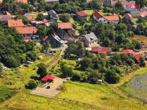 Prodej zahrady, Jenčice, 1599 m2