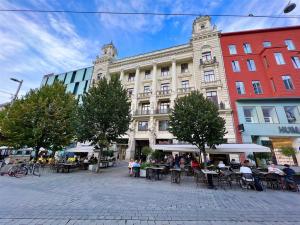 Pronájem restaurace, Brno - Brno-město, náměstí Svobody, 120 m2