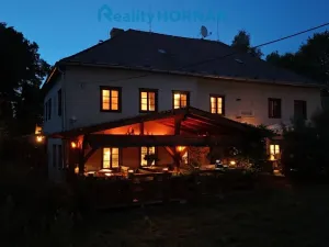 Prodej rodinného domu, Černá v Pošumaví - Bližná, 340 m2
