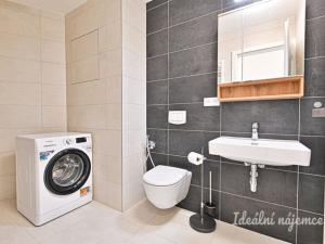 Pronájem bytu 2+kk, Brno, Podveská, 59 m2