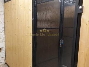 Pronájem bytu 1+kk, Praha - Libeň, Pod Labuťkou, 19 m2