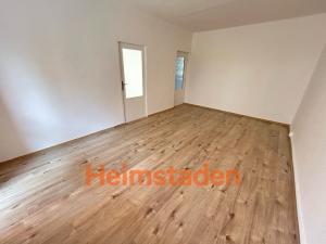 Pronájem bytu 3+1, Karviná - Nové Město, Holubova, 70 m2